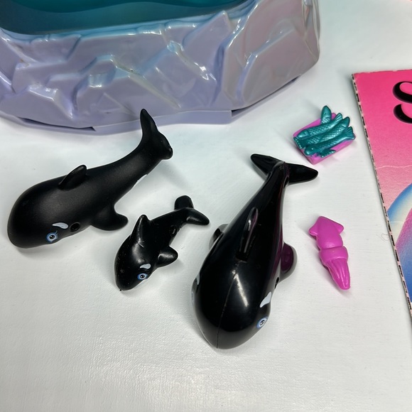 Littlest Pet Shop 2 Pets from 1990’s - Picture 2 of 4